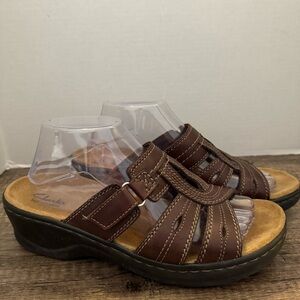 Clarks Bendables Lexi Belle Brown Adjustable Strap Comfort Slides Sandals